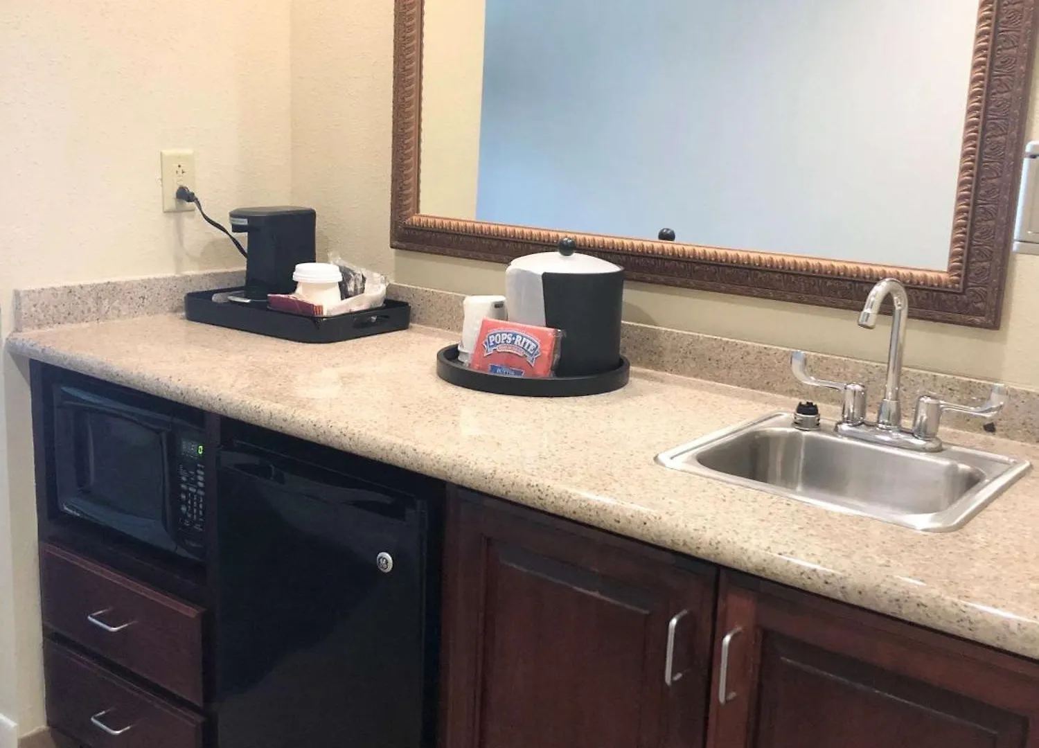 Hampton Inn & Suites Norfolk-Airport Norfolk